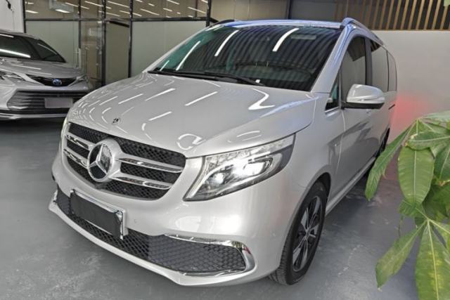 Used Mercedes-Benz V-Class 2021 V 260 Prestige Edition