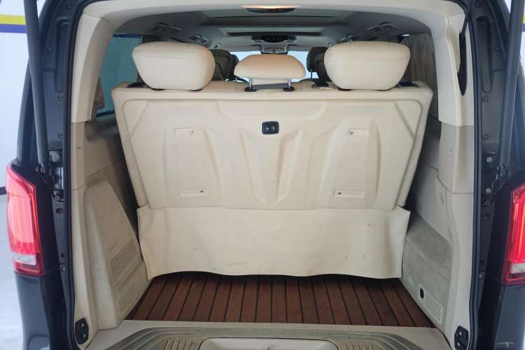 Used Mercedes-Benz V-Class 2021 V 260 Prestige Edition Trunk