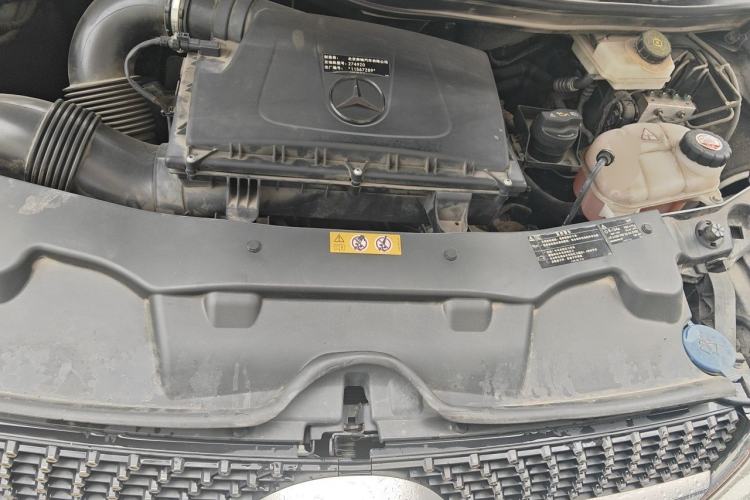 Used Mercedes-Benz V-Class 2021 V 260 L Long-wheelbase Luxury Edition Engine Bay