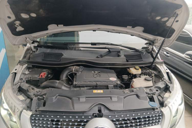 Used Mercedes-Benz V-Class 2021 V 260 Prestige Edition Engine Bay