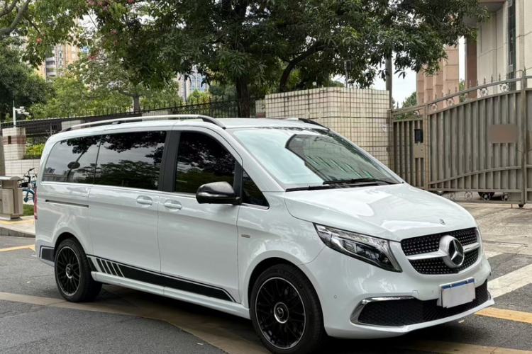 Used Mercedes-Benz V-Class 2021 V 260 Prestige Edition Exterior 1
