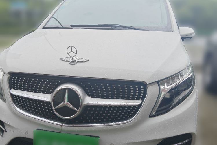 Used Mercedes-Benz V-Class 2021 V 260 L Long-wheelbase Luxury Edition Front