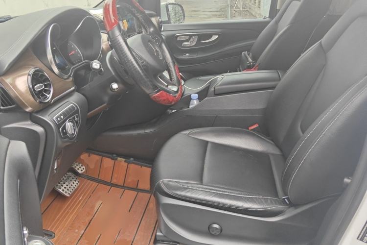 Used Mercedes-Benz V-Class 2021 V 260 L Long-wheelbase Luxury Edition Left Front Seat