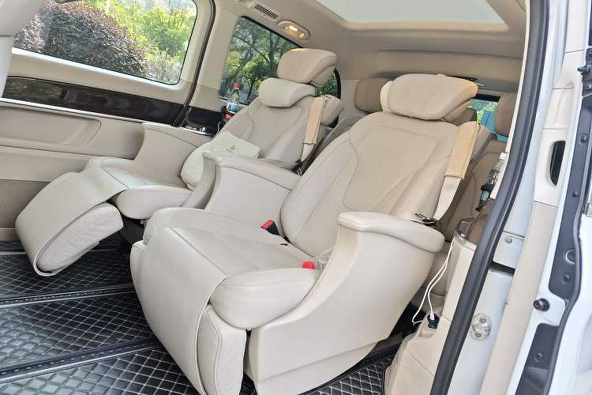 Used Mercedes-Benz V-Class 2021 V 260 Avantgarde Edition Left Rear Seat