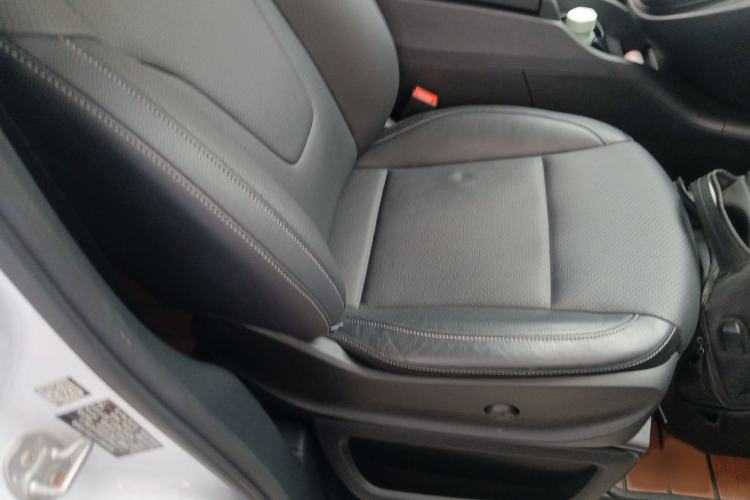 Used Mercedes-Benz V-Class 2021 V 260 Prestige Edition Right Front Seat