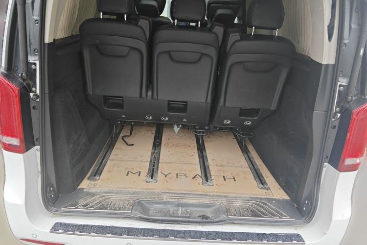 Used Mercedes-Benz V-Class 2021 V 260 L Long-wheelbase Luxury Edition Trunk