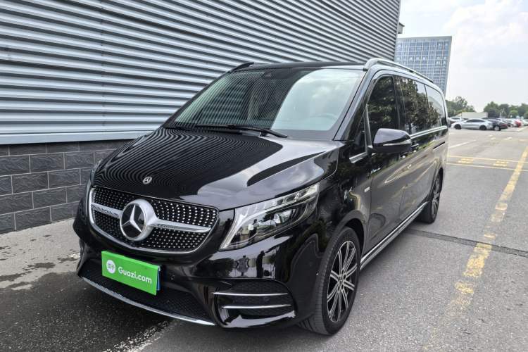 Mercedes-Benz V-Class 2022 V 260 L Long-wheelbase Luxury Edition مستعملة Guazi used car, China used car export, Used car for sale, Used  cars, Cheapest cars for sale
