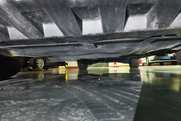 Used Mercedes-Benz V-Class 2022 V 260 L Long Wheelbase Prestige Edition Chassis Front