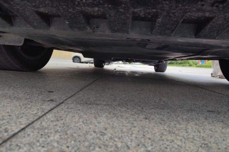 Used Mercedes-Benz V-Class 2022 V 260 Avantgarde Edition Chassis Front