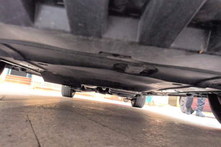 Used Mercedes-Benz V-Class 2022 V 260 Avantgarde Edition Chassis Front