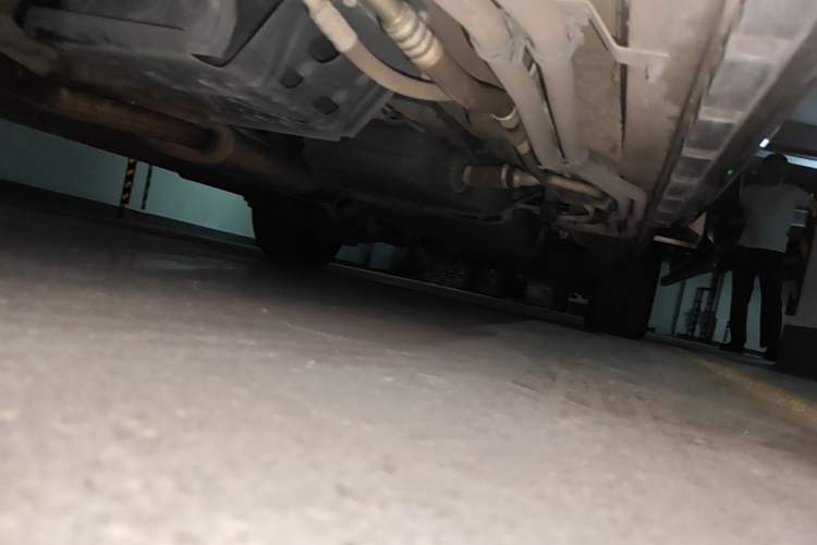 Used Mercedes-Benz V-Class 2022 V 260 Prestige Edition Chassis Front Left