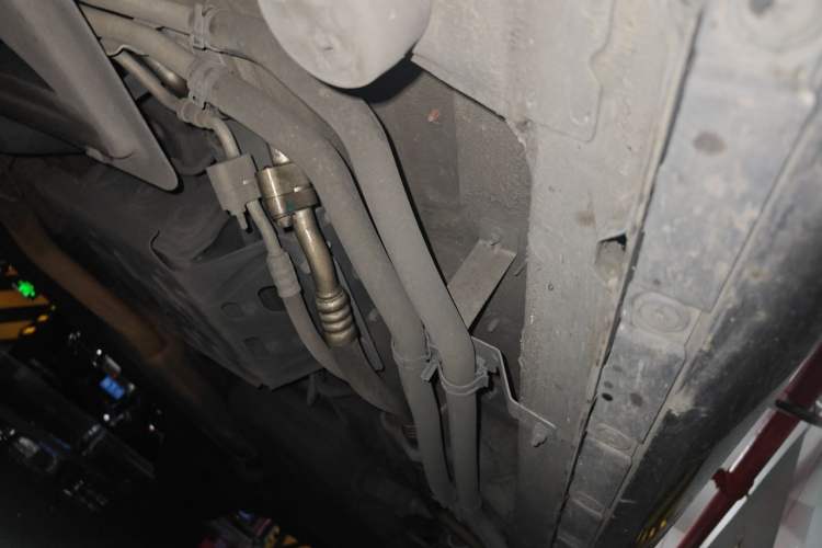 Used Mercedes-Benz V-Class 2022 V 260 Prestige Edition Chassis Front Left