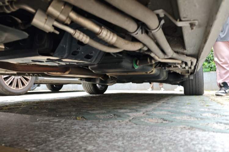 Used Mercedes-Benz V-Class 2022 V 260 Avantgarde Edition Chassis Front Left
