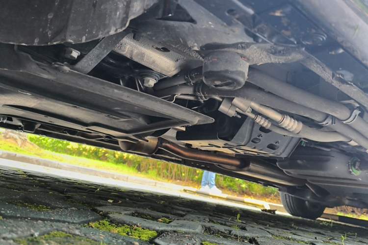 Used Mercedes-Benz V-Class 2022 V 260 L Long Wheelbase Prestige Edition Chassis Front Left