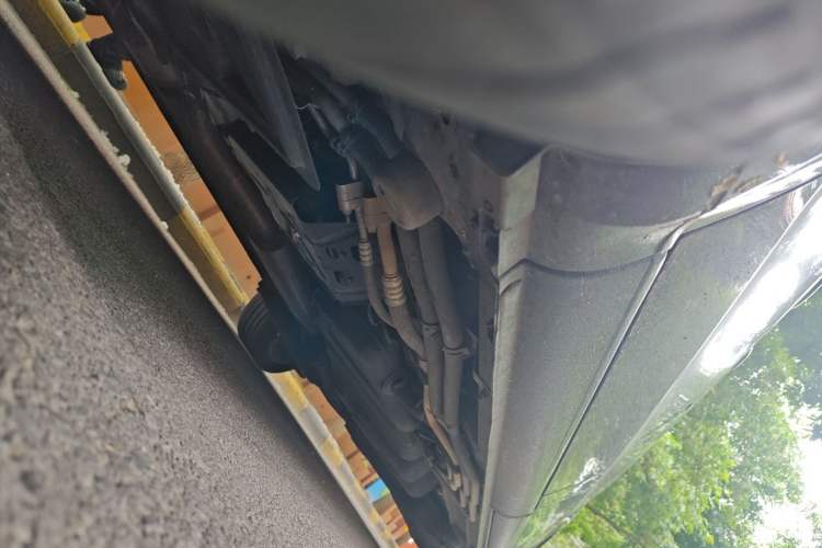 Used Mercedes-Benz V-Class 2022 V 260 Avantgarde Edition Chassis Front Left
