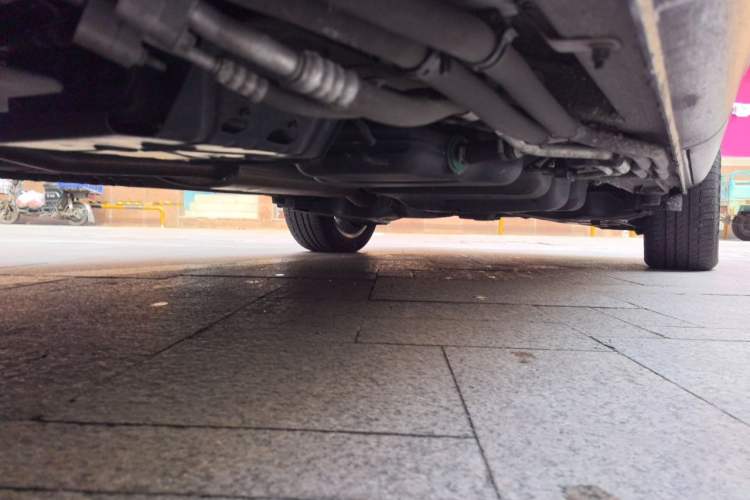 Used Mercedes-Benz V-Class 2022 V 260 Avantgarde Edition Chassis Front Left