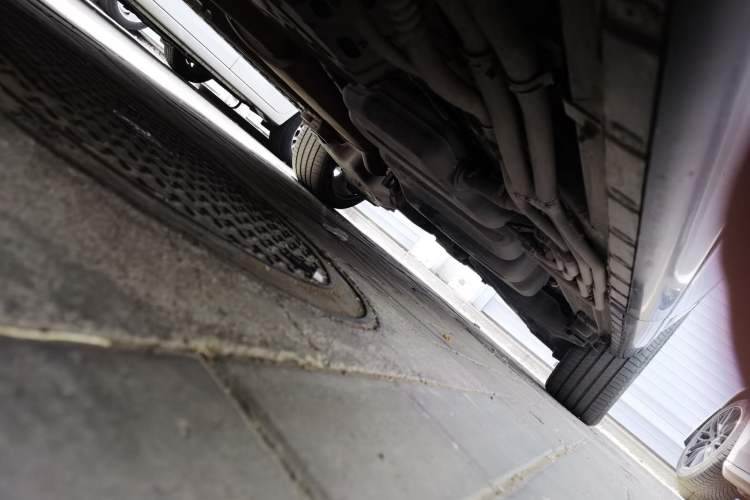 Used Mercedes-Benz V-Class 2022 V 260 Prestige Edition Chassis Front Left