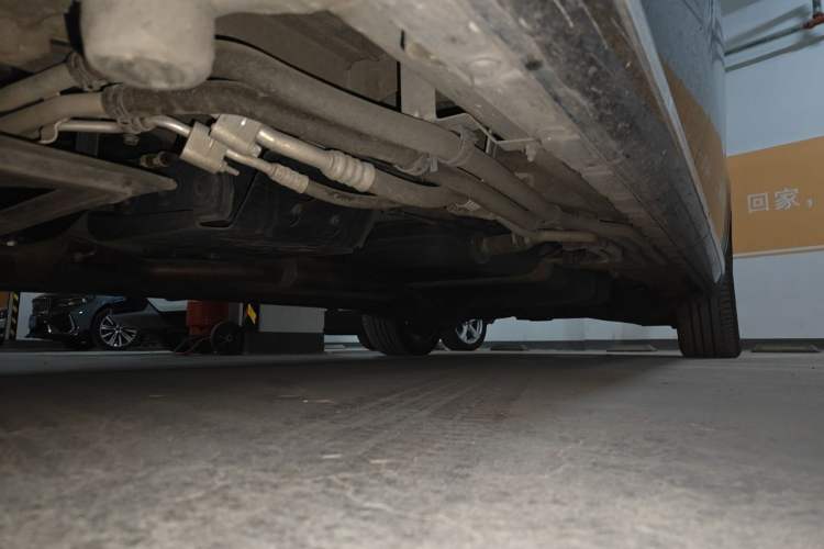 Used Mercedes-Benz V-Class 2022 V 260 L Long-wheelbase Luxury Edition Chassis Front Left