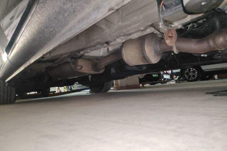Used Mercedes-Benz V-Class 2022 V 260 Avantgarde Edition Chassis Front Right