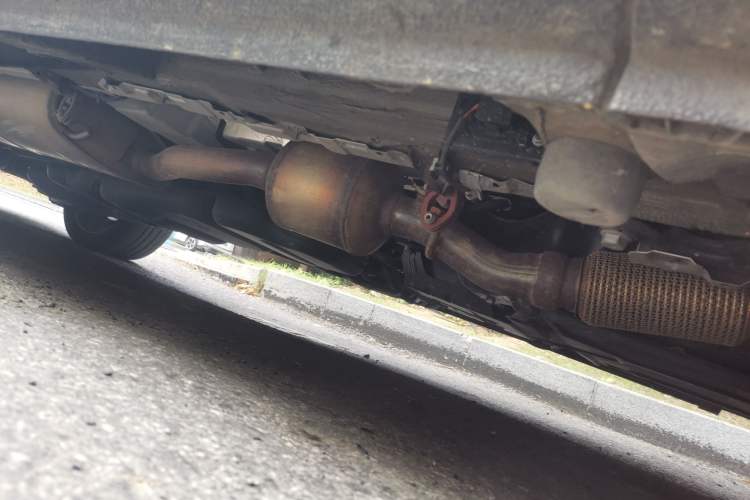 Used Mercedes-Benz V-Class 2022 V 260 Avantgarde Edition Chassis Front Right