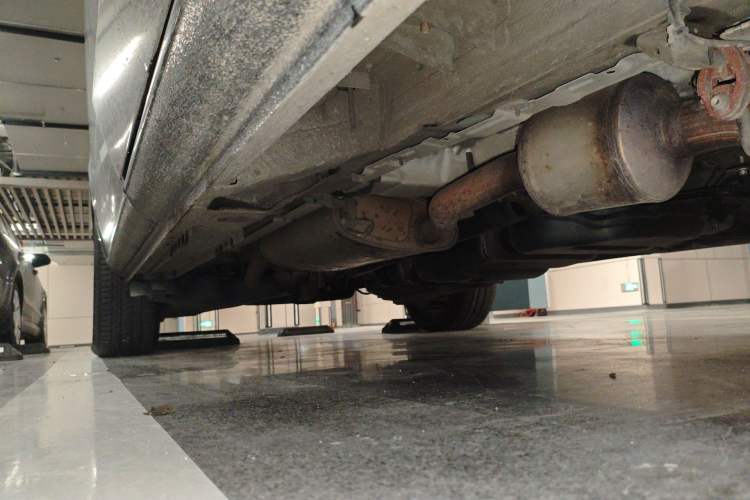 Used Mercedes-Benz V-Class 2022 V 260 Avantgarde Edition Chassis Front Right