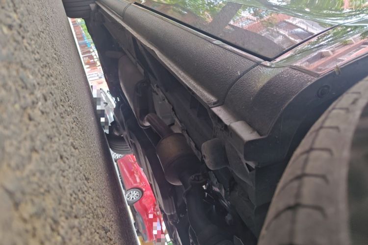 Used Mercedes-Benz V-Class 2022 V 260 Avantgarde Edition Chassis Front Right