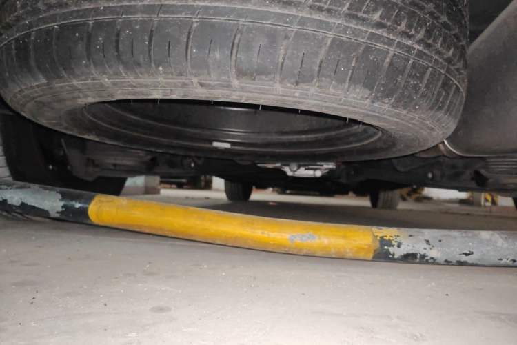 Used Mercedes-Benz V-Class 2022 V 260 Avantgarde Edition Chassis Rear