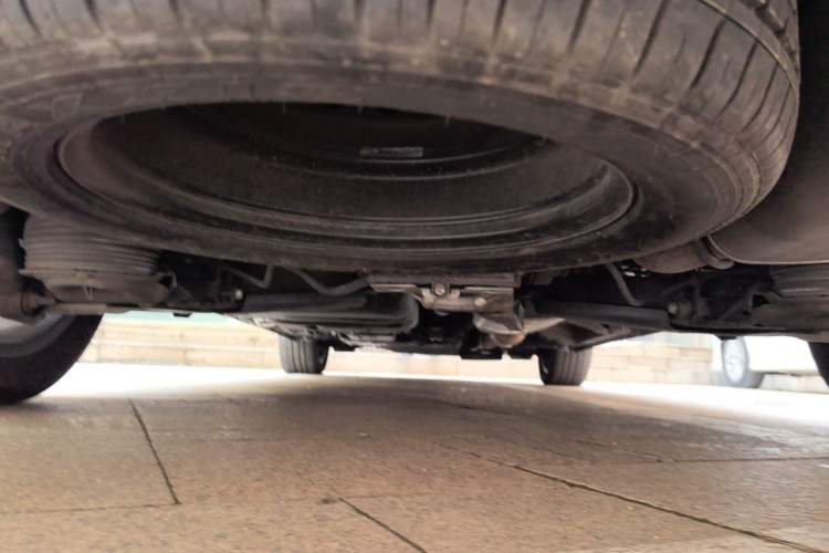 Used Mercedes-Benz V-Class 2022 V 260 Avantgarde Edition Chassis Rear