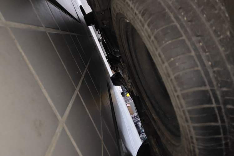 Used Mercedes-Benz V-Class 2022 V 260 Avantgarde Edition Chassis Rear