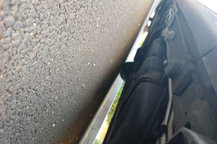 Used Mercedes-Benz V-Class  Chassis Rear Left