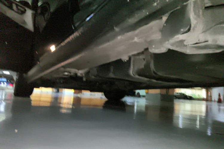 Used Mercedes-Benz V-Class 2022 V 260 Avantgarde Edition Chassis Rear Left