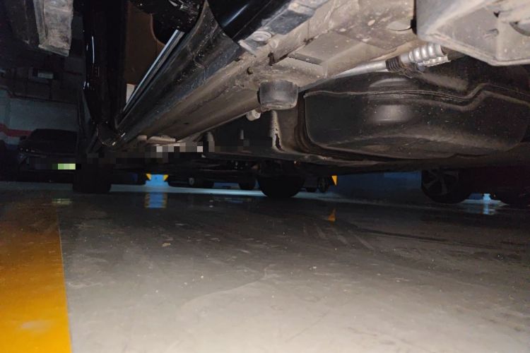 Used Mercedes-Benz V-Class 2022 V 260 L Long-wheelbase Luxury Edition Chassis Rear Left
