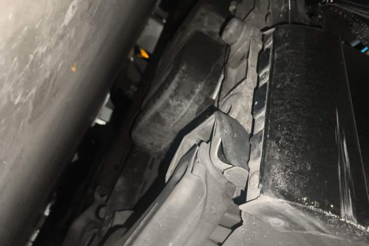 Used Mercedes-Benz V-Class 2022 V 260 L Long-wheelbase Luxury Edition Chassis Rear Left