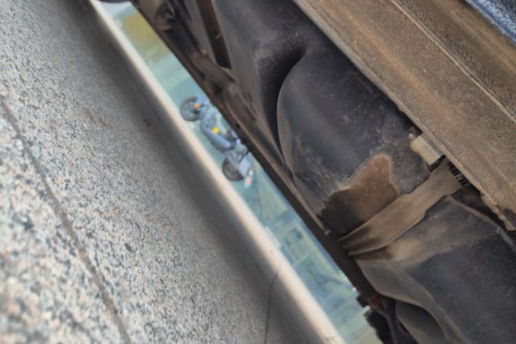 Used Mercedes-Benz V-Class 2022 V 260 Avantgarde Edition Chassis Rear Left