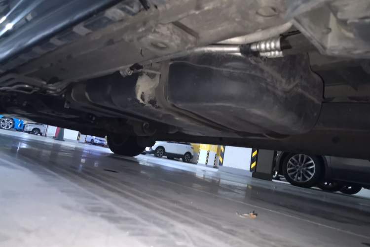 Used Mercedes-Benz V-Class 2022 V 260 L Long Wheelbase Prestige Edition Chassis Rear Left