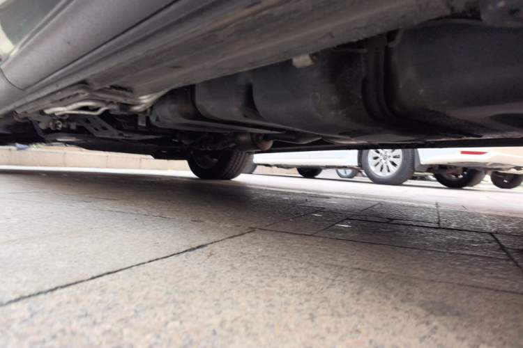 Used Mercedes-Benz V-Class 2022 V 260 Avantgarde Edition Chassis Rear Left