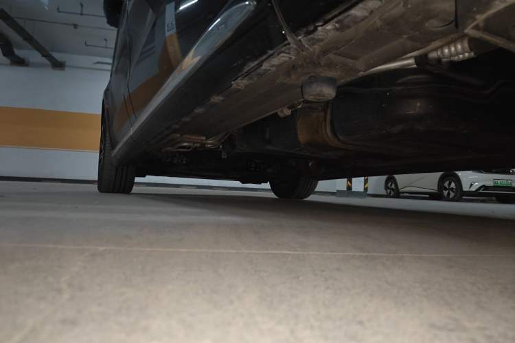 Used Mercedes-Benz V-Class 2022 V 260 L Long-wheelbase Luxury Edition Chassis Rear Left