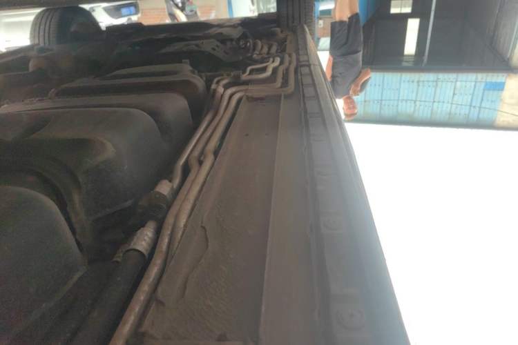 Used Mercedes-Benz V-Class 2022 V 260 Prestige Edition Chassis Rear Left