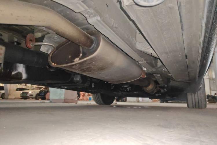 Used Mercedes-Benz V-Class 2022 V 260 Avantgarde Edition Chassis Rear Right