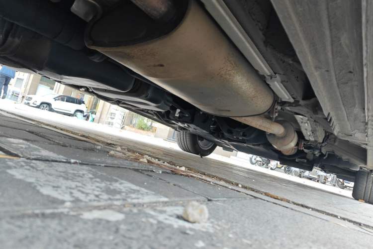 Used Mercedes-Benz V-Class 2022 V 260 Avantgarde Edition Chassis Rear Right