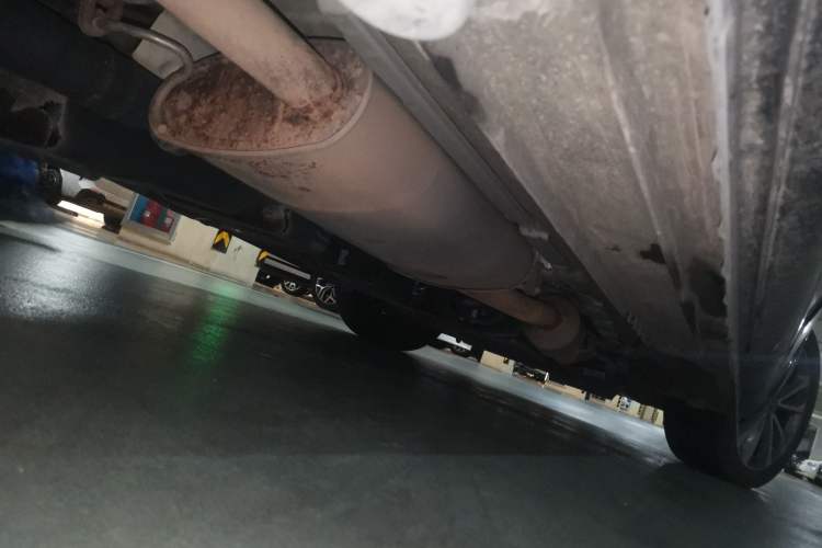 Used Mercedes-Benz V-Class 2022 V 260 Avantgarde Edition Chassis Rear Right