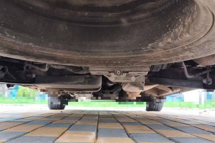 Used Mercedes-Benz V-Class 2022 V 260 Avantgarde Edition Chassis Rear