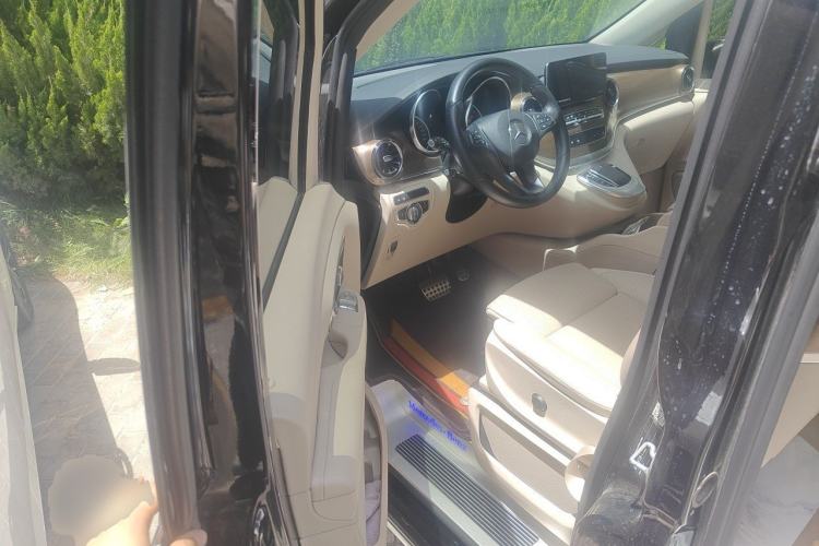 Used Mercedes-Benz V-Class 2022 V 260 L Long-wheelbase Luxury Edition Driver Seat