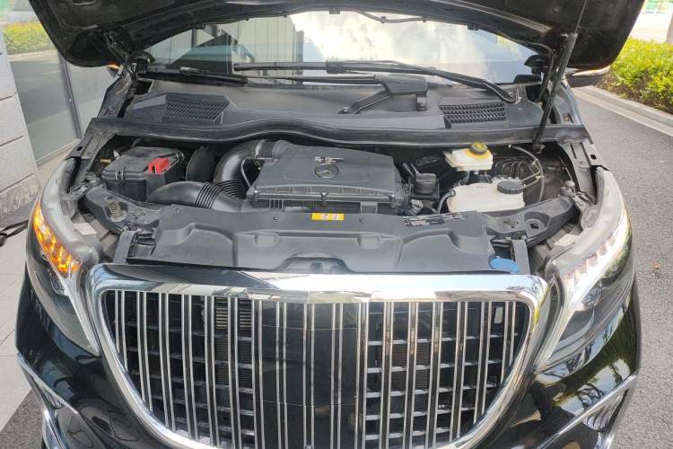 Used Mercedes-Benz V-Class 2022 V 260 L Long Wheelbase Prestige Edition Engine Bay