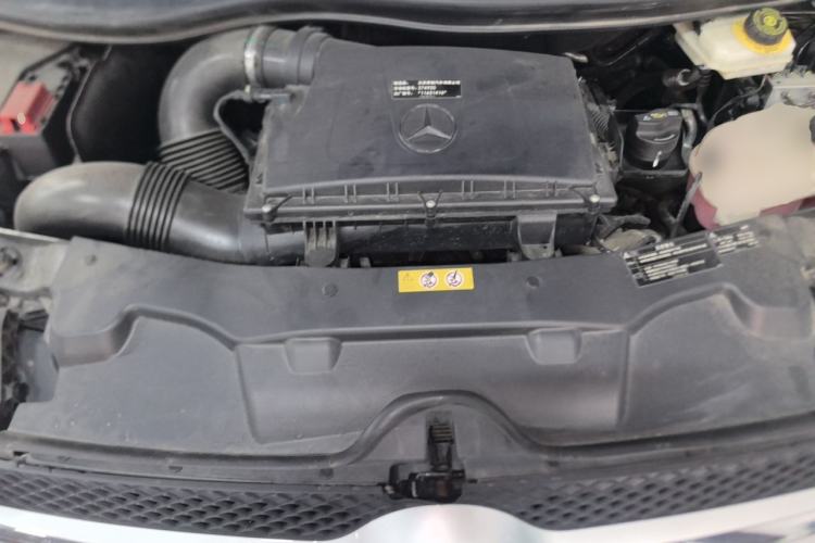 Used Mercedes-Benz V-Class 2022 V 260 Avantgarde Edition Engine Bay