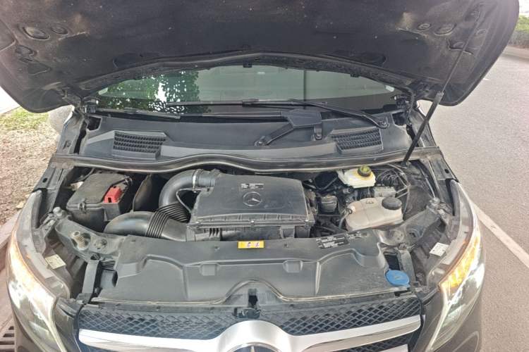 Used Mercedes-Benz V-Class 2022 V 260 Prestige Edition Engine Bay