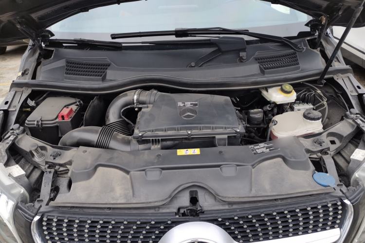 Used Mercedes-Benz V-Class 2022 V 260 L Long-wheelbase Luxury Edition Engine Bay