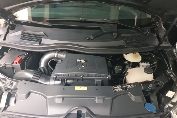 Used Mercedes-Benz V-Class 2022 V 260 L Long-wheelbase Luxury Edition Engine Bay