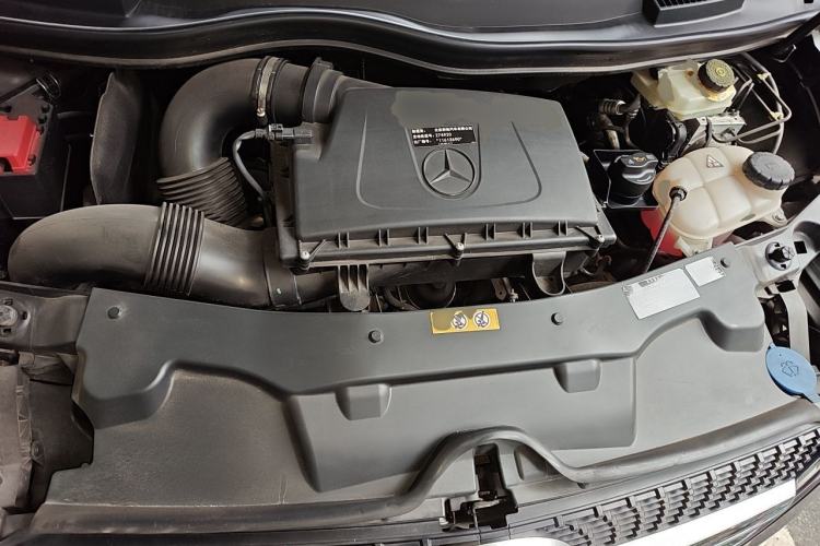 Used Mercedes-Benz V-Class 2022 V 260 L Long-wheelbase Luxury Edition Engine Bay