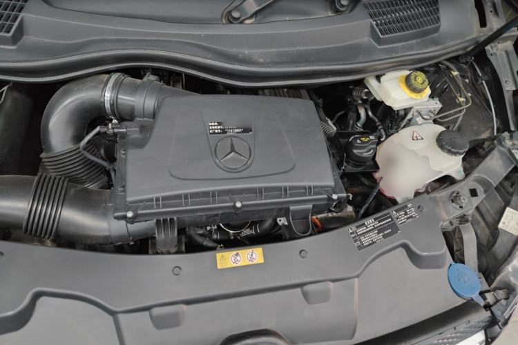 Used Mercedes-Benz V-Class 2022 V 260 Avantgarde Edition Engine Bay
